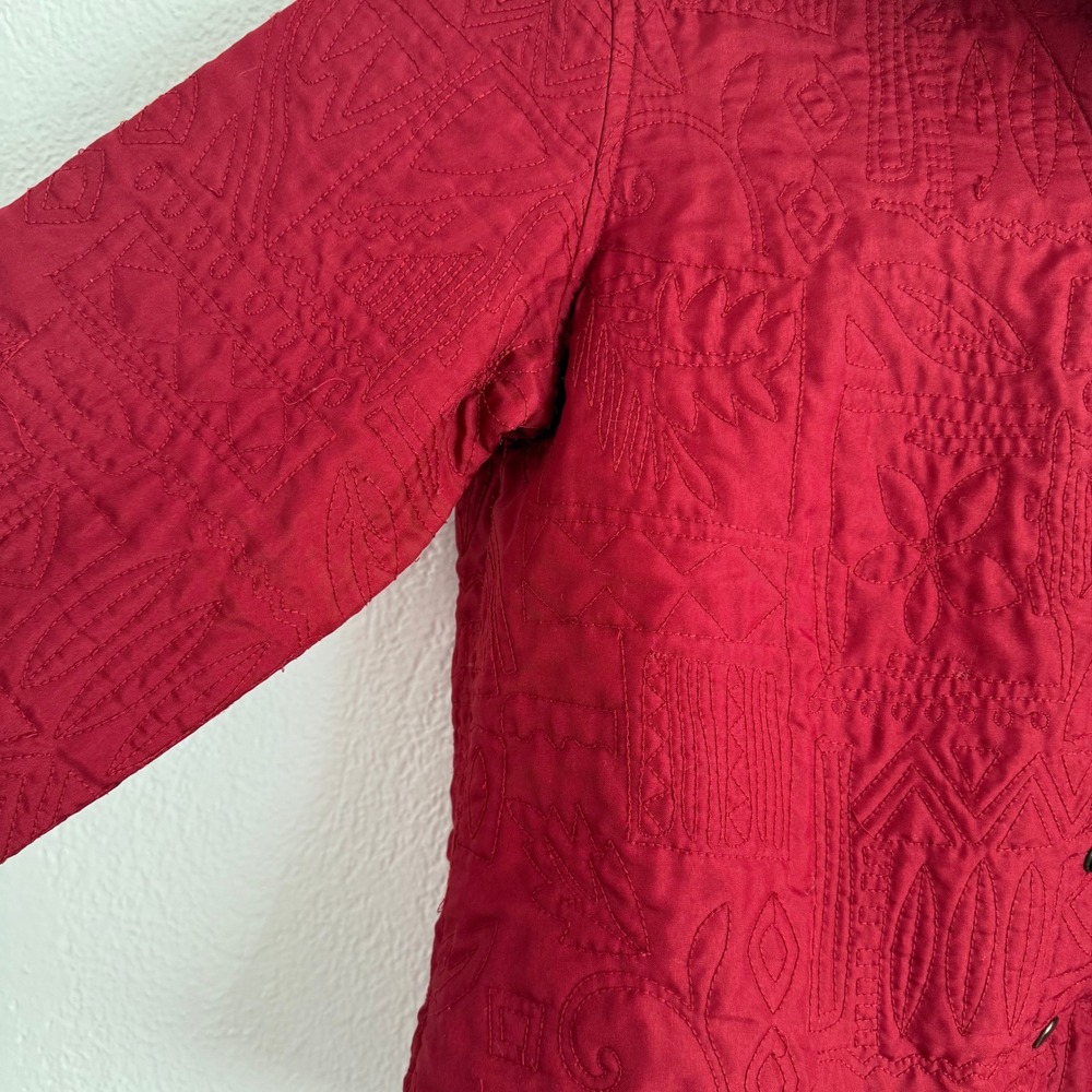 Red Quilted Jacket Women's Medium Lightweight Button Up Cabincore Holiday - Picture 3 of 7